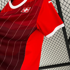Camisa Suíça Home 2024/25 - Puma Torcedor Masculina - Vermelha